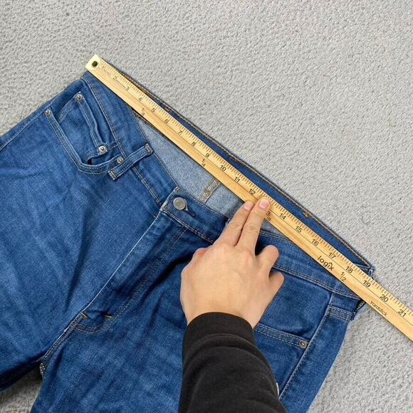 Levi's 514 Straight Fit Jeans Men's 38x32 Blue Medium Wash - Picture 3 of 10